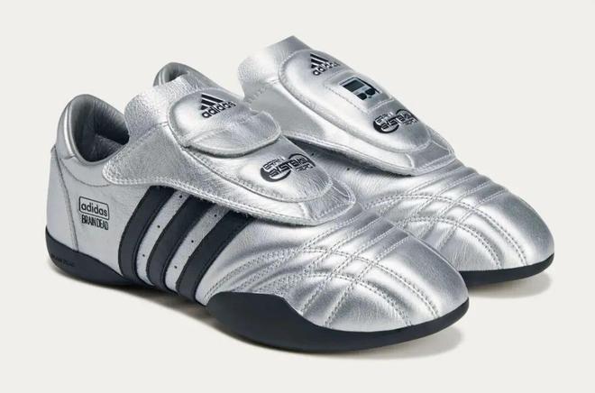 又出新联名下周发售！「脑死亡 x 阿迪」(图6)